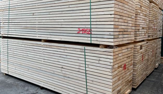Terrassendielen aus Holz 22,5x400 cm