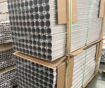 Regulowane podpory aluminiowe do szalunków
