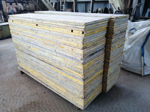 Използвани дървени панели 200x50 cm с дебелина 2.7