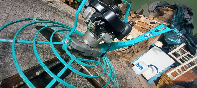 Helicopter concrete smoothing machine Imer