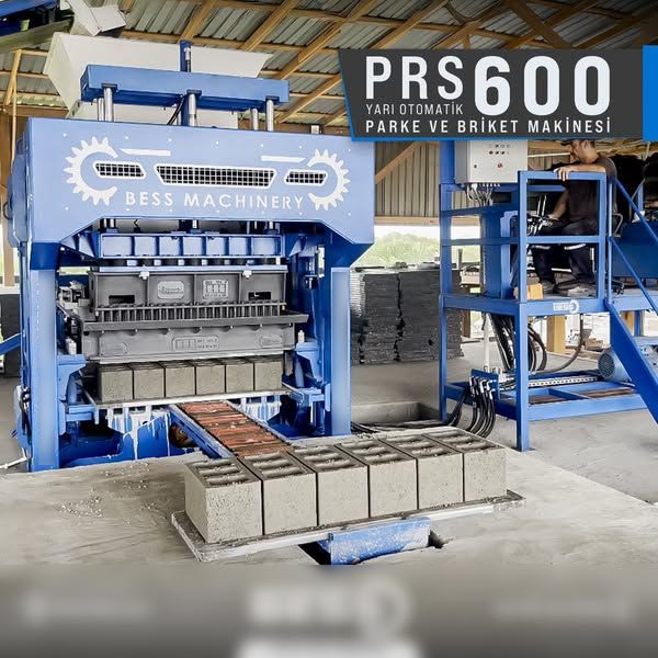 PRS600 semi-automatic paving and curb machine (61.00 € / 1 pcs)