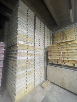 Used shuttering boards compatible with TOPEC Hunnebeck