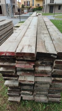Използвани дървени дъски за скеле в първа патина