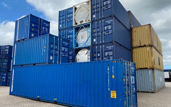 Brugte skibscontainere til salg - 2. brugte og gamle containere til salg - Specialpriser