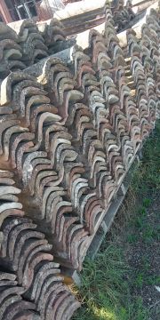Handmade antique roofing tiles - large quantity, ready on pallets