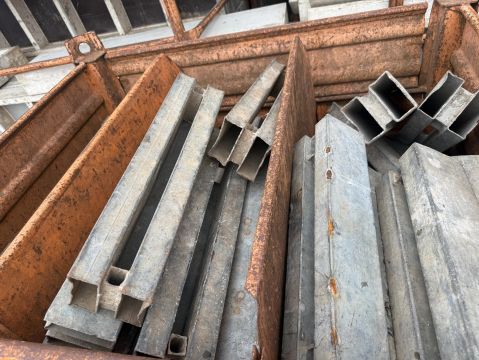 421 m&sup2; - Meva Alu Star Formwork