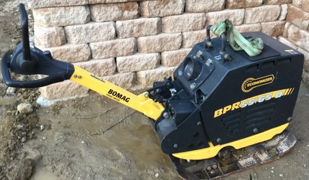 Reversible plate compactor BOMAG BPR 55/65 DE &ndash; Economizer model, year 2013