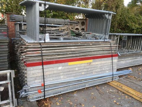 Set completo di 100 m&sup2; di ponteggi multidimensionali LAYHER