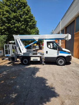 Gebrauchte LKW-Hubarbeitsb&uuml;hne Multitel MZ 250 J, Baujahr 2019