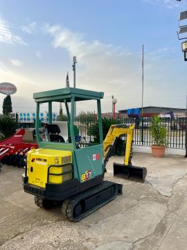 Yanmar B17 