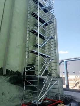 Mobi Scaffolding Rental 