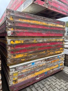 260 m&sup2; - Peri Maximo Formwork