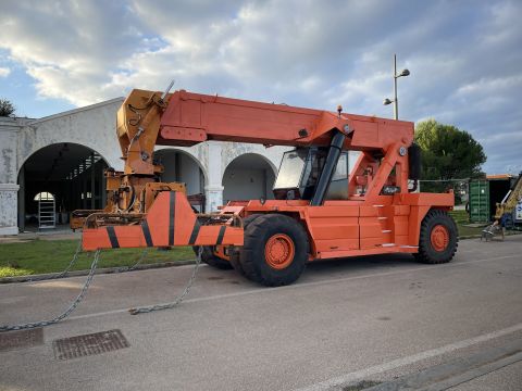 Reach Stacker Forklift - Belotti B91