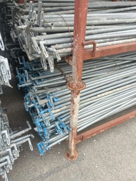 セタ足場