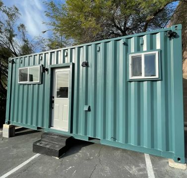 20-foot container home &ndash; Bathroom