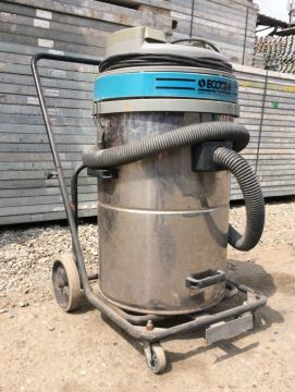 Vacuum Cleaner