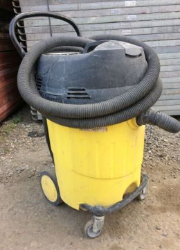 Vacuum Cleaner