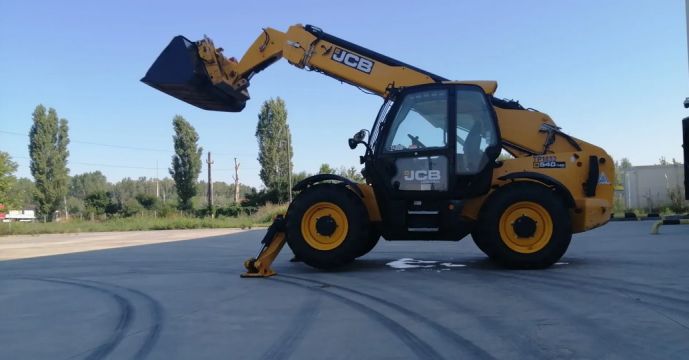 2017 JCB 540-140 Telehandler &ndash; 14m Reach &ndash; 4x4 &ndash; New Tyre
