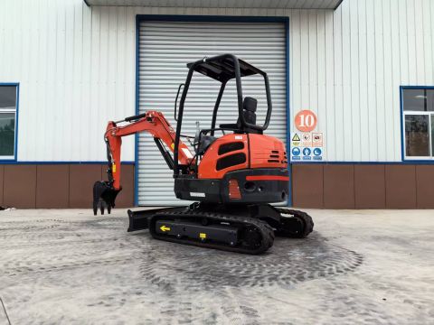 18U / EXC006-18-1 &mdash; Mini Tracked Excavator