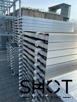 Modular scaffolding stand 2.0 m compatible with RINGLOCK system.