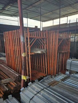3.000 meters of used CARPEDIL scaffolding for sale