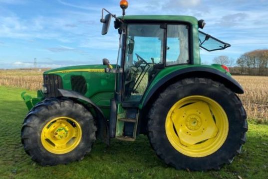  John Deere 6320 tractor for sale