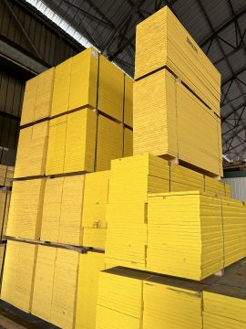Нови жълти дървени панели за строителството - Първи избор