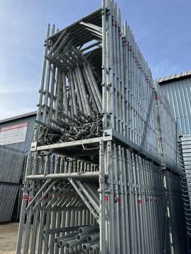 EUROTEMPO galvanized scaffolding - 2,800 sqm
