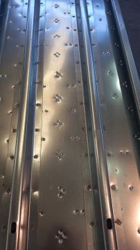 新しい足場用亜鉛メッキ鋼板 - トラップドア付き鋼板