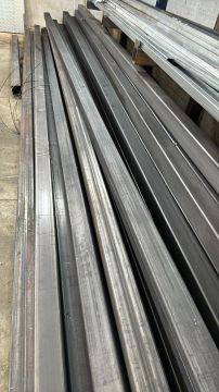 Rør af jern firkantet 100x100 mm
